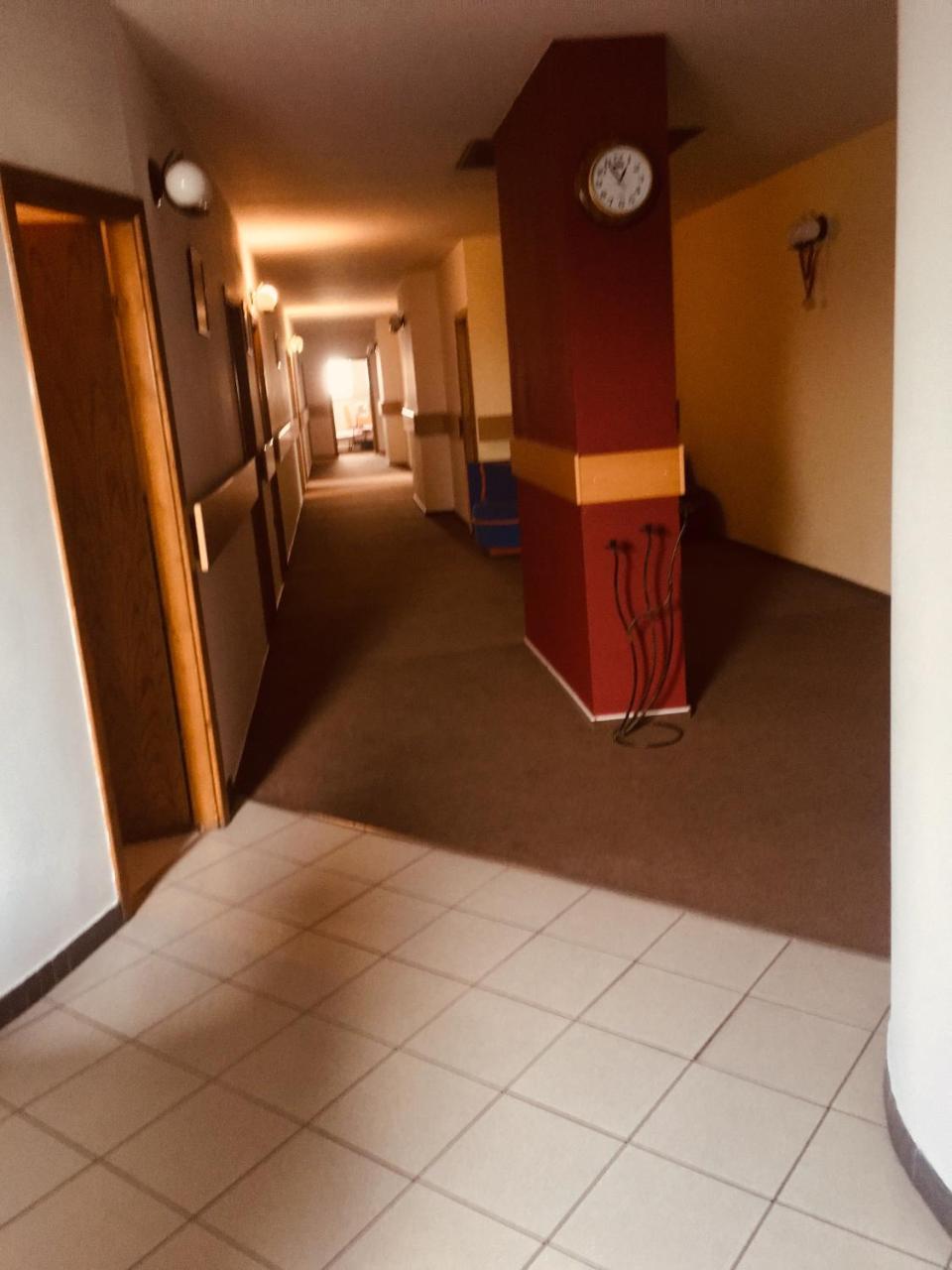 Zajazd Na Kamiencu Ochaby Exterior photo